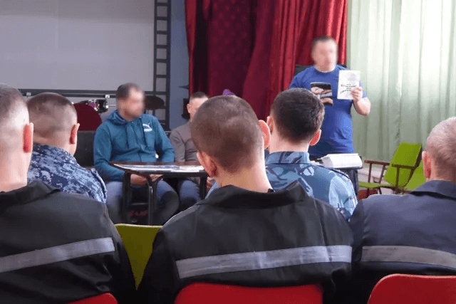 В Марий Эл прошла встреча осужденных с "Анонимными Алкоголиками"