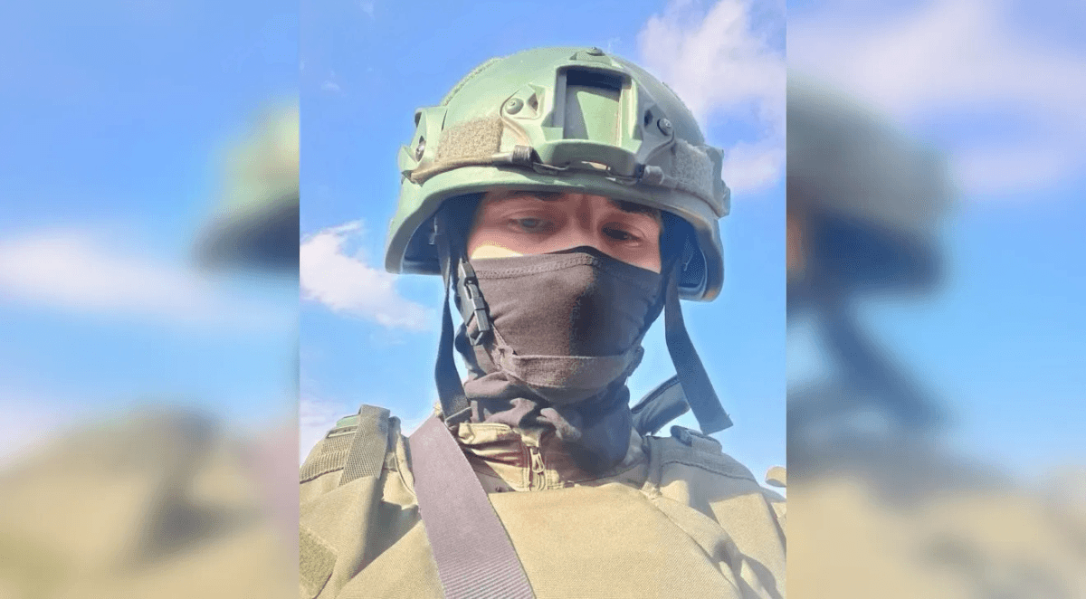 В последний путь проводили 21-летнего бойца из Нижних Азъял, погибшего в прошлом году