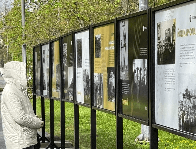 В Йошкар-Оле открылась фотовыставка «Свет Победы» к 80-летию Великой Победы
