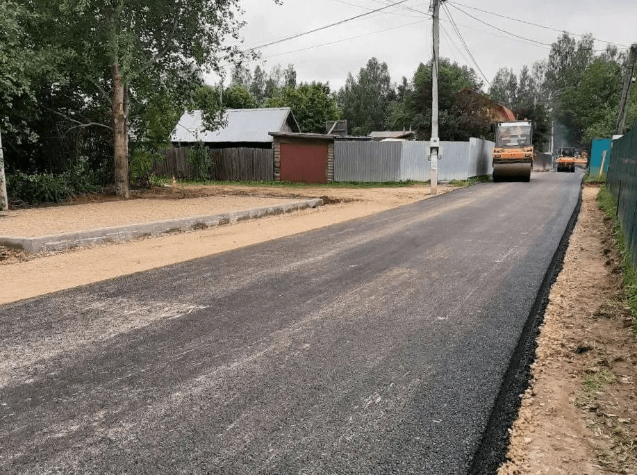 Асфальтирование в поселке Нолька выходит на финишную прямую