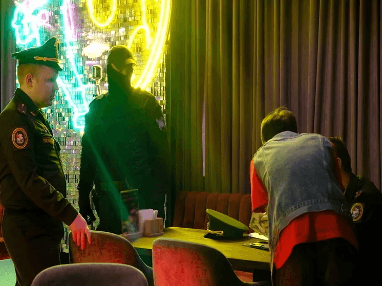 ОМОН «Таир» Росгвардии провели совместный рейд по миграционному контролю в Йошкар-Оле