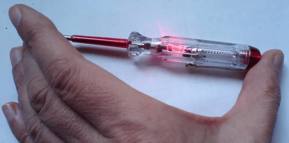 Скрытые функции индикаторной отвертки — проверил, реально работает — об этом знают единицы