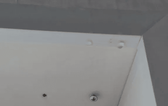 В Медведево прокуратура начала проверку из-за ежегодных протечек крыши в доме на Терешковой