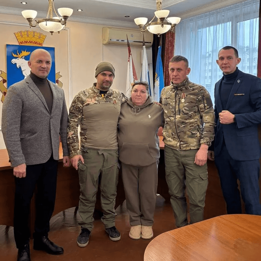 В Йошкар-Оле встретились с участниками СВО и вручили медали за ратную доблесть