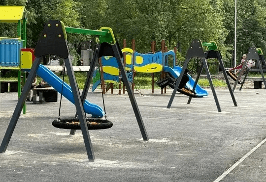 В Семёновке завершается благоустройство сквера