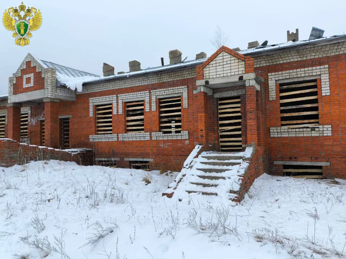 В поселке Юрино ограничили доступ в заброшенные здания