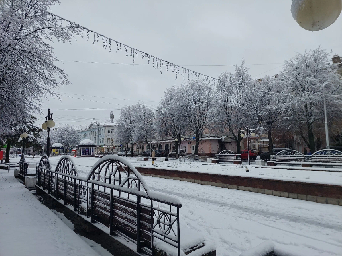 Новогодние праздники переносят из-за ситуации в стране: январские каникулы 2024-2025 изменили