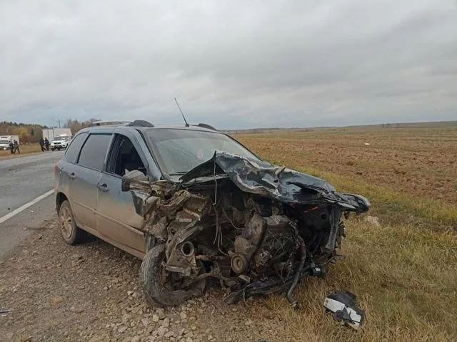 Госавтоинспекторы ищет очевидцев ДТП Lada Kalina и ВАЗ-2110, где погибла 18-летняя девушка